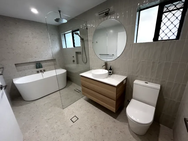 Burleigh Waters bathroom renovation